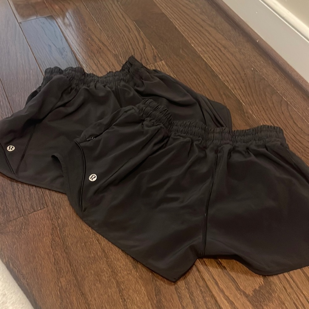Lululemon shorts black